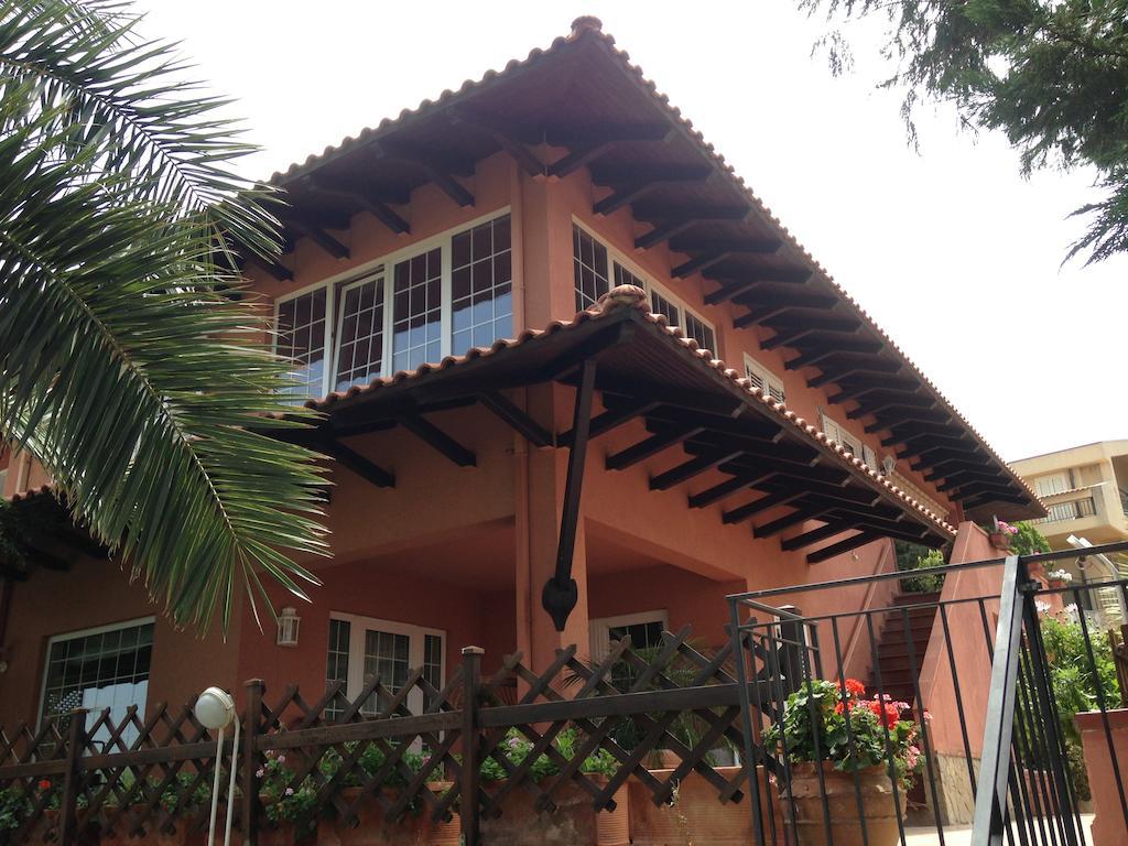 B&B Villa Di Giorgi Cefalù Exterior foto
